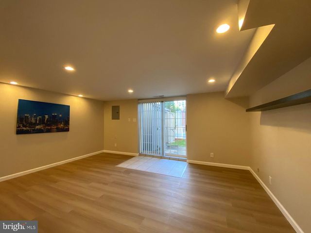 3528 W CROWN AVE, Philadelphia, PA 19114