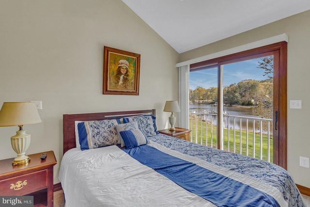 150 EAST HARBOR DR, Reedville, VA 22539