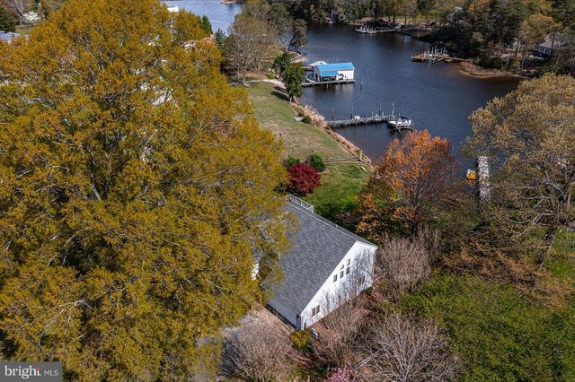 150 EAST HARBOR DR, Reedville, VA 22539