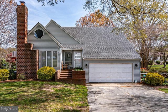 150 EAST HARBOR DR, Reedville, VA 22539