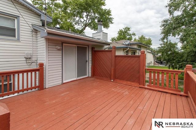 6611 N 75th Street, Omaha, NE 68122