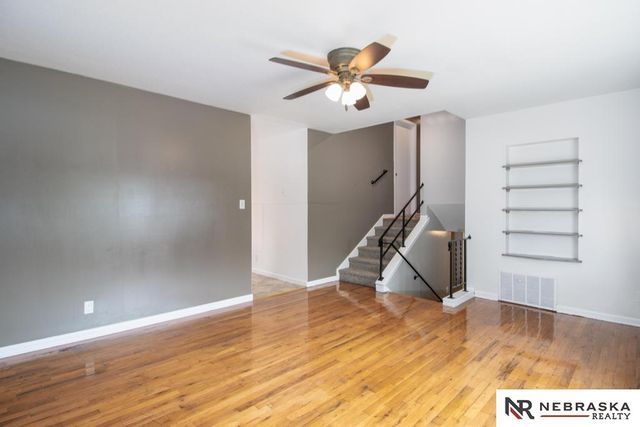 6611 N 75th Street, Omaha, NE 68122