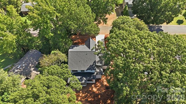 4214 Waterbury Drive, Charlotte, NC 28209