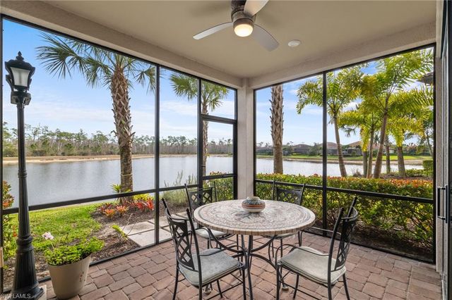 9637 Montelanico LOOP 104, Naples, FL 34119