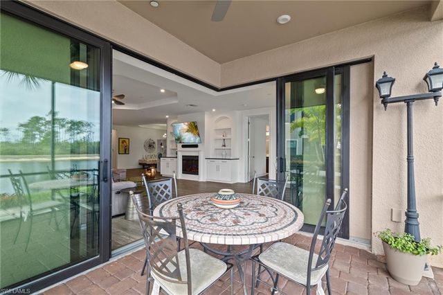 9637 Montelanico LOOP 104, Naples, FL 34119