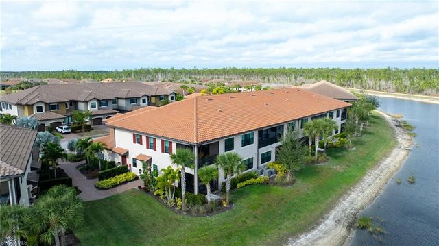 9637 Montelanico LOOP 104, Naples, FL 34119