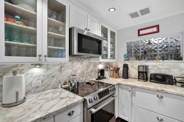 210 Washingtonia Avenue, Lauderdale-By-The-Sea, Fort Lauderdale, FL 33308