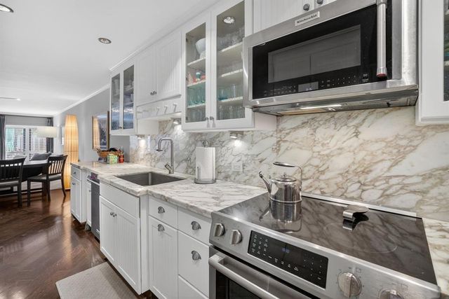 210 Washingtonia Avenue, Lauderdale-By-The-Sea, Fort Lauderdale, FL 33308