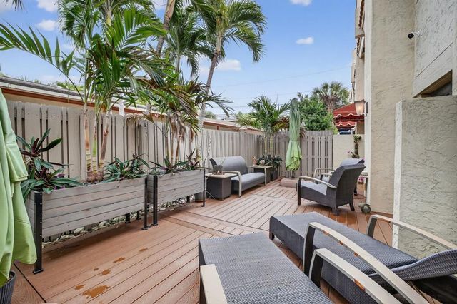 210 Washingtonia Avenue, Lauderdale-By-The-Sea, Fort Lauderdale, FL 33308