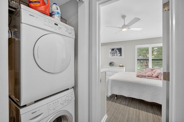 210 Washingtonia Avenue, Lauderdale-By-The-Sea, Fort Lauderdale, FL 33308