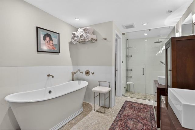 210 Washingtonia Avenue, Lauderdale-By-The-Sea, Fort Lauderdale, FL 33308