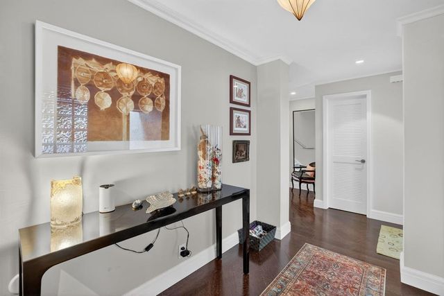 210 Washingtonia Avenue, Lauderdale-By-The-Sea, Fort Lauderdale, FL 33308