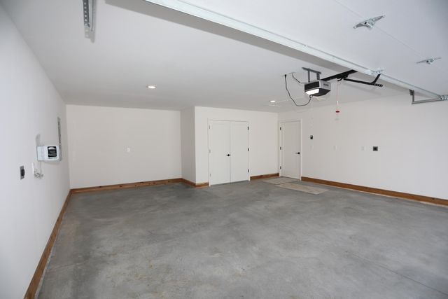 4400 ROYAL COUNTY RD, Columbia, MO 65201