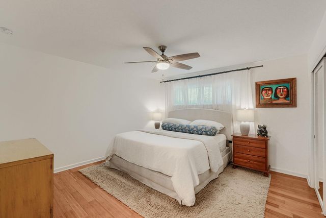 2303 East Side DR 210, Austin, TX 78704