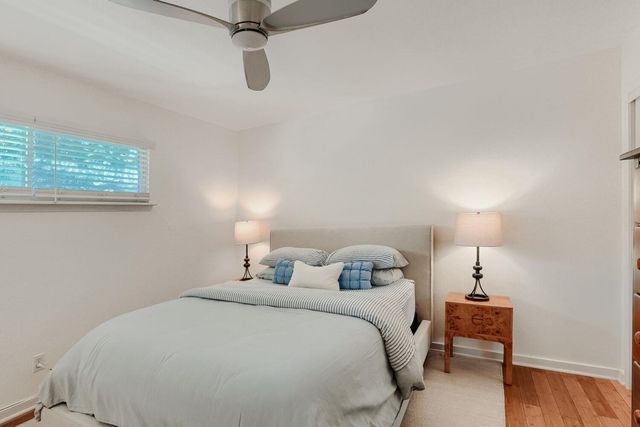 2303 East Side DR 210, Austin, TX 78704