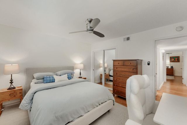 2303 East Side DR 210, Austin, TX 78704