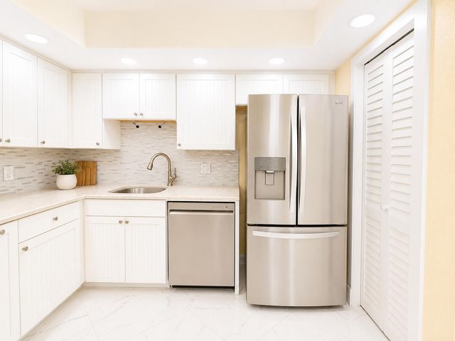 3610 S Ocean Boulevard 103, South Palm Beach, FL 33480