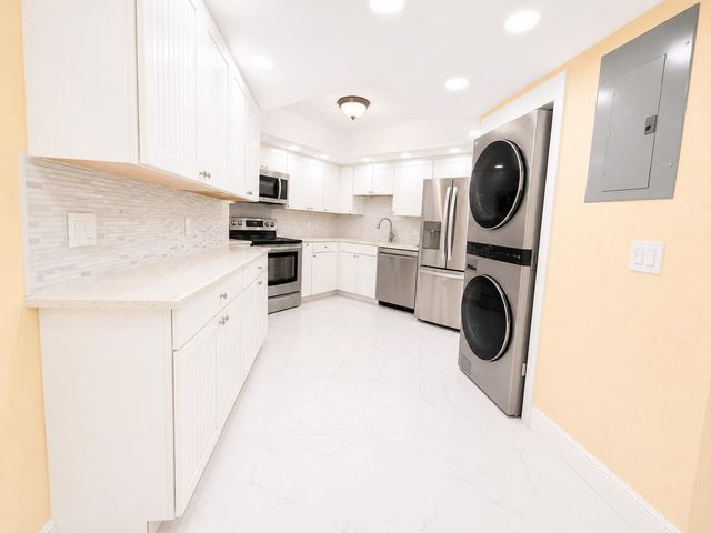 3610 S Ocean Boulevard 103, South Palm Beach, FL 33480
