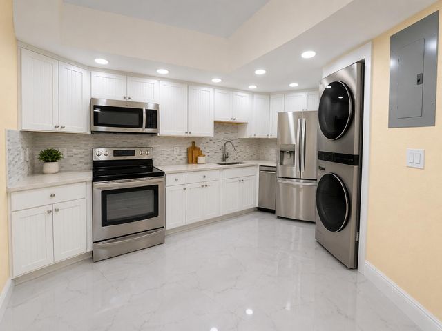 3610 S Ocean Boulevard 103, South Palm Beach, FL 33480