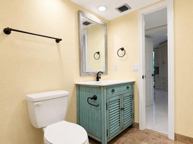 3610 S Ocean Boulevard 103, South Palm Beach, FL 33480