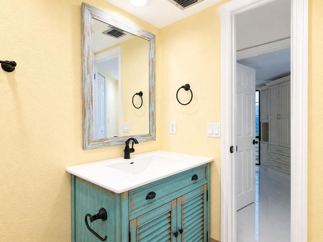 3610 S Ocean Boulevard 103, South Palm Beach, FL 33480