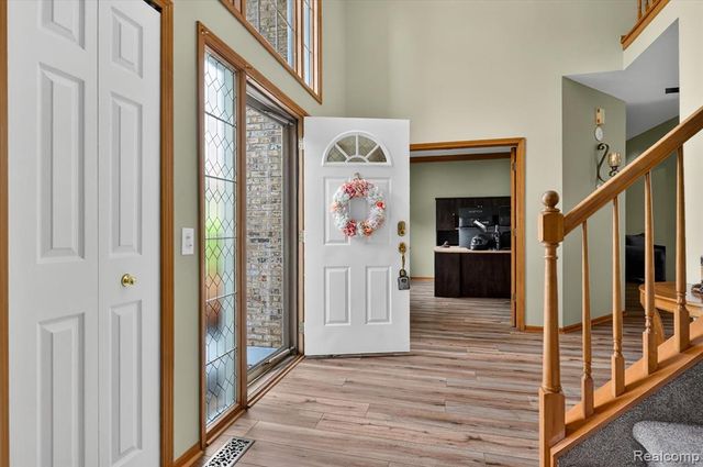 7340 Briargate Drive, Canton, MI 48187