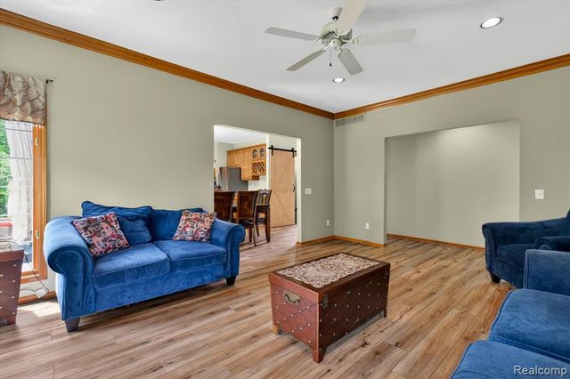 7340 Briargate Drive, Canton, MI 48187