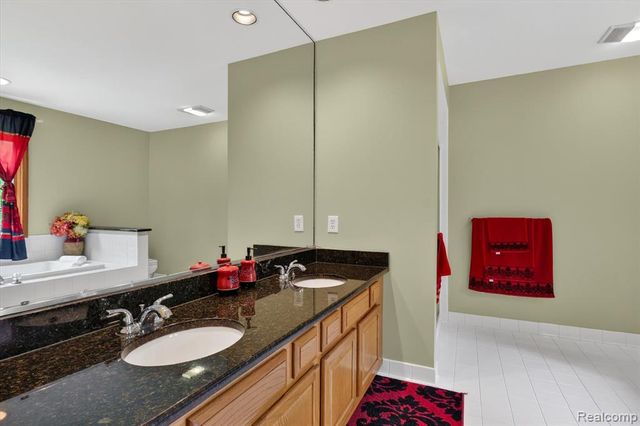 7340 Briargate Drive, Canton, MI 48187