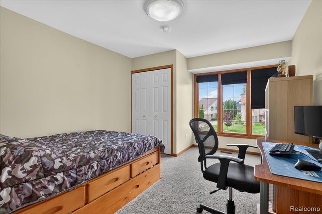 7340 Briargate Drive, Canton, MI 48187