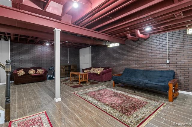 7340 Briargate Drive, Canton, MI 48187