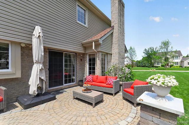 7340 Briargate Drive, Canton, MI 48187