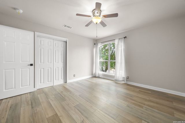 10438 TIGER FLD, San Antonio, TX 78251