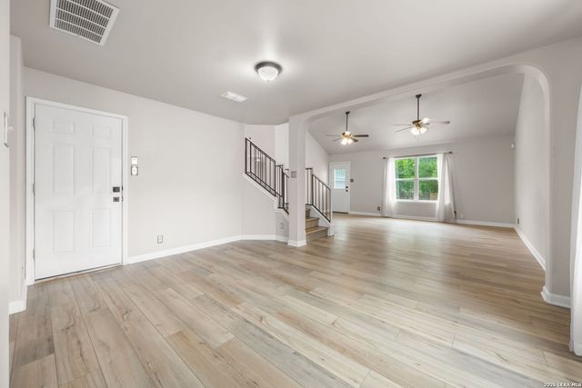 10438 TIGER FLD, San Antonio, TX 78251