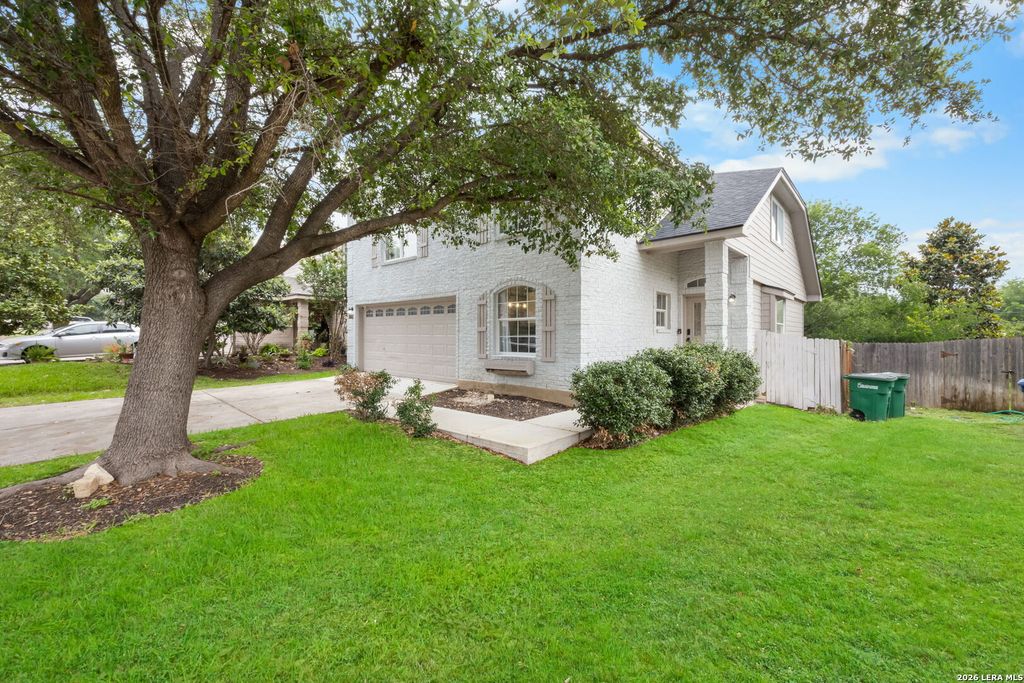 10438 TIGER FLD, San Antonio, TX 78251