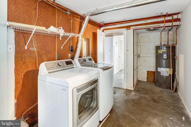 18355 SHARON RD, Triangle, VA 22172