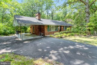 18355 SHARON RD, Triangle, VA 22172