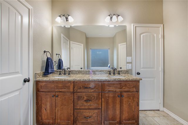 6 Starview Drive, Star Harbor, TX 75148