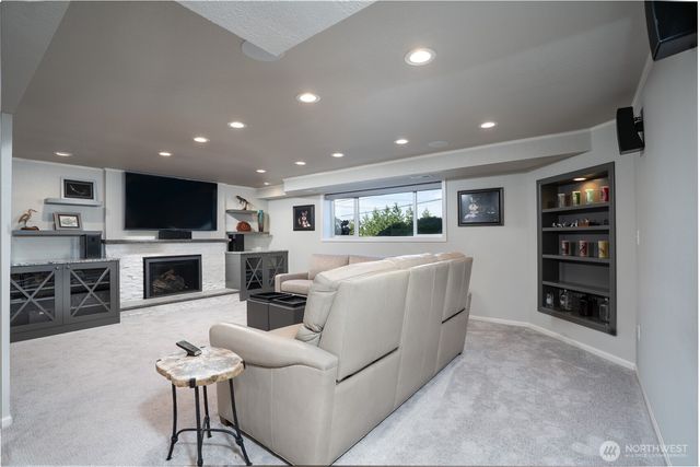 7418 S 15th Street, Tacoma, WA 98465