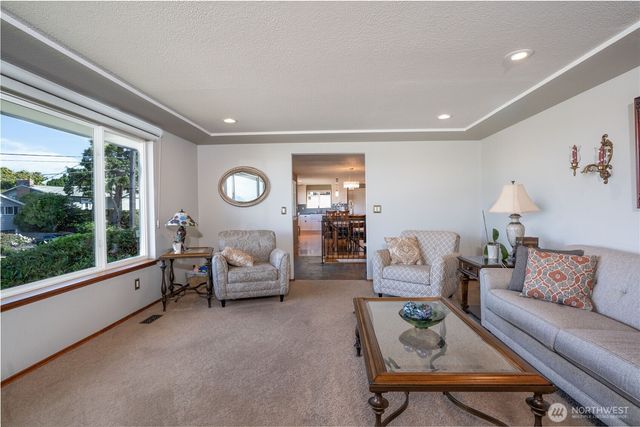 7418 S 15th Street, Tacoma, WA 98465
