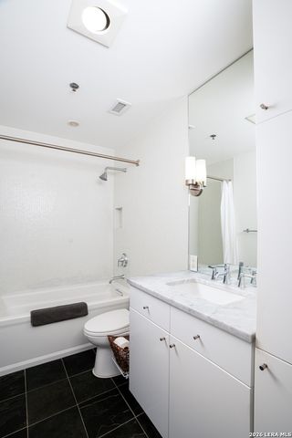 1115 S Alamo St Unit 2208, San Antonio, TX 78210