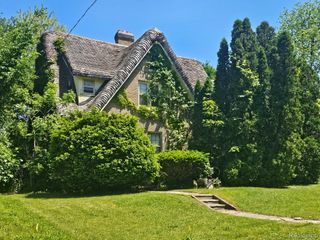 303 Ottawa Drive, Pontiac, MI 48341