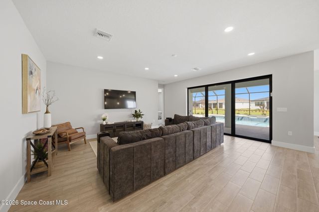 2846 Silverlefe Lane, Melbourne, FL 32940