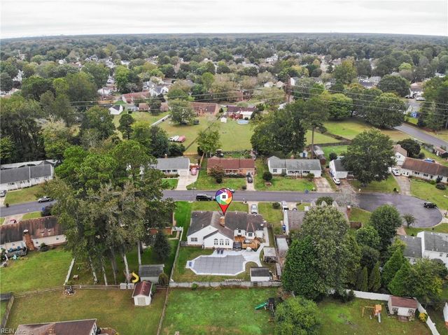 829 Donnington DR, Chesapeake, VA 23322