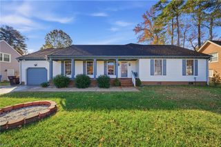 829 Donnington DR, Chesapeake, VA 23322