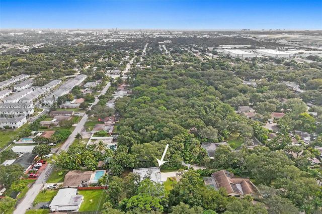 1759 SW 30th Place, Fort Lauderdale, FL 33315