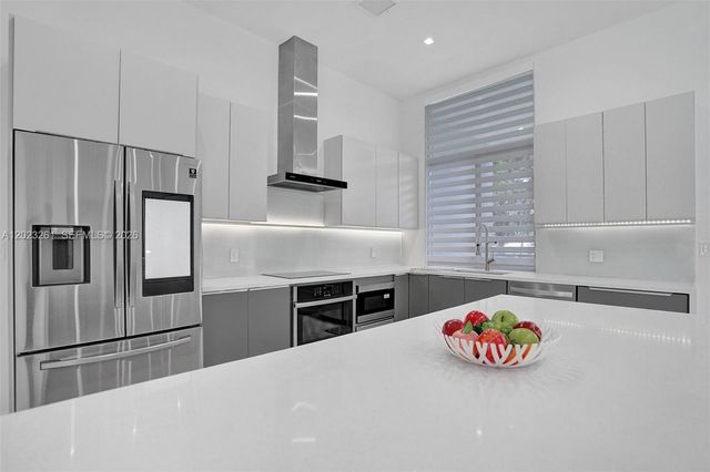 1759 SW 30th Place, Fort Lauderdale, FL 33315