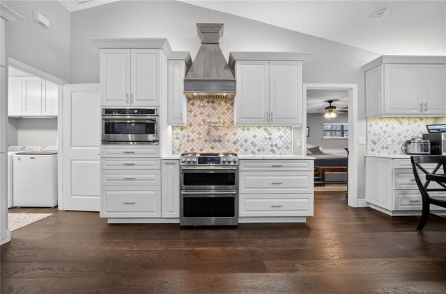 1324 OTTERS VIEW COURT, Fruitland Park, FL 34731