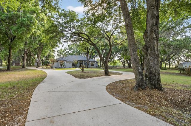 1324 OTTERS VIEW COURT, Fruitland Park, FL 34731