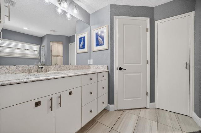 1324 OTTERS VIEW COURT, Fruitland Park, FL 34731