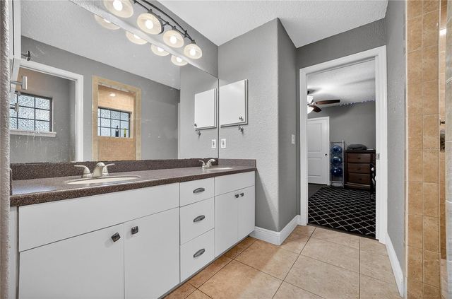 1324 OTTERS VIEW COURT, Fruitland Park, FL 34731
